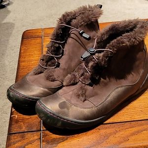 Winter furry lined ankle boots. Prior brand.